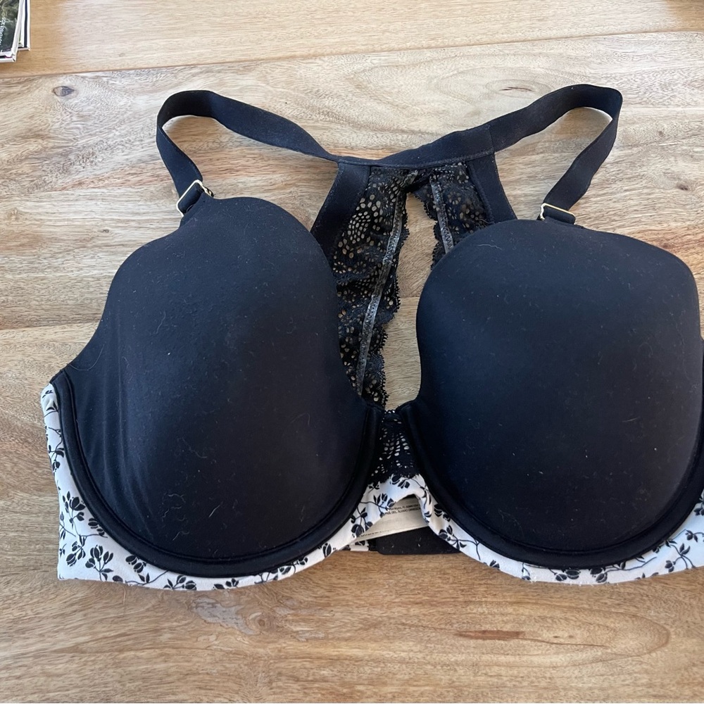 Soma Black White Floral Lace Racerback Bra
36 DDD